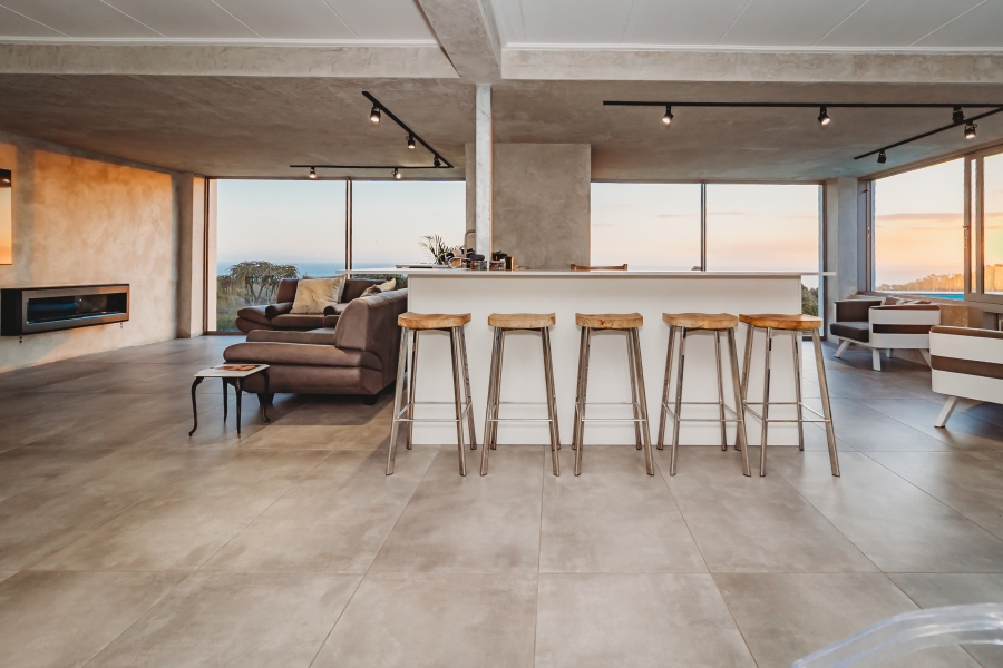 4 Bedroom Property for Sale in Herolds Bay Western Cape